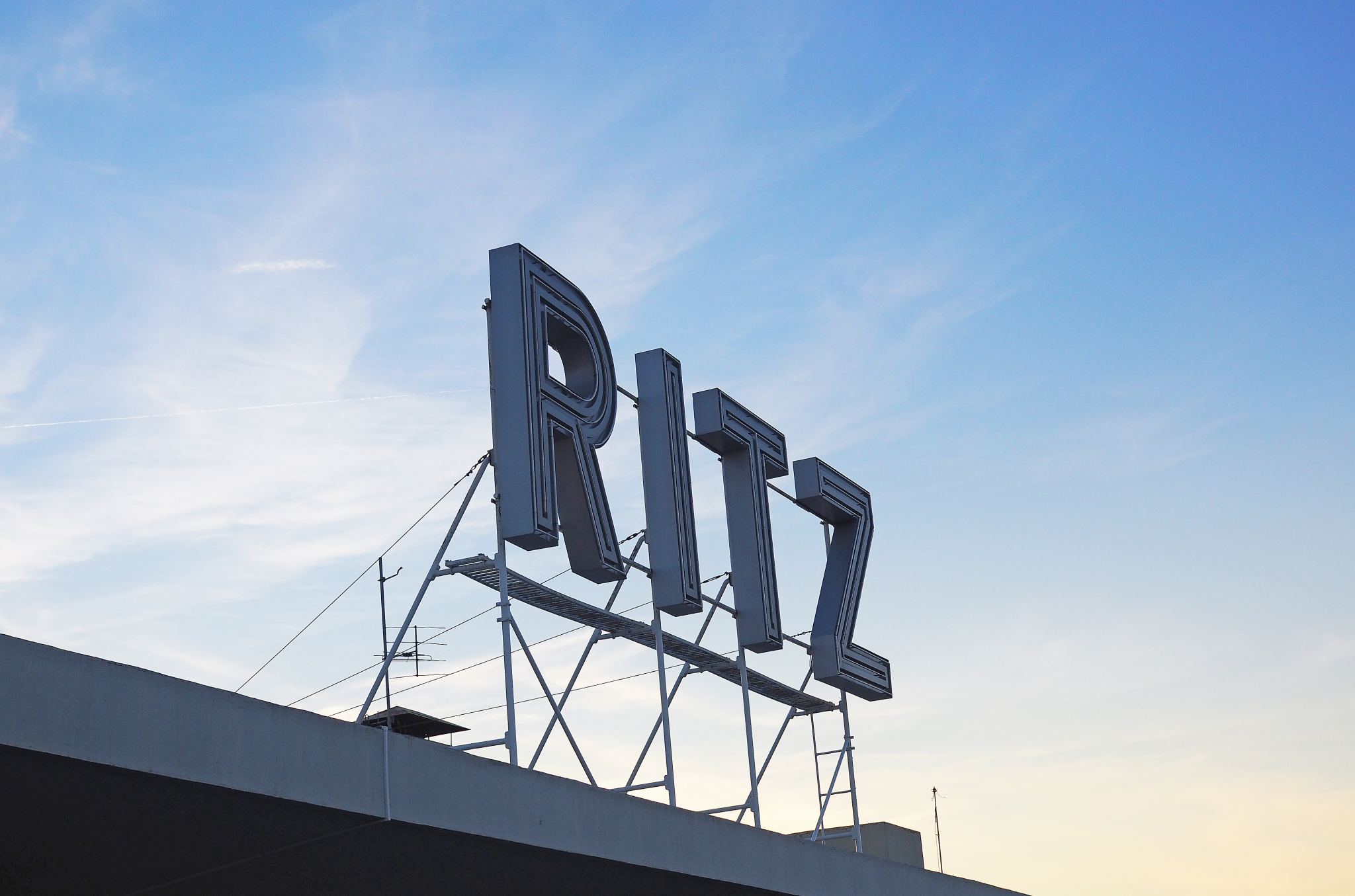 Luxury Off Season Hotel